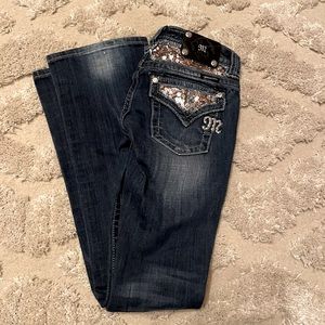 Miss Me Jeans $30. Waist 15” Rise 7” inseam 35”